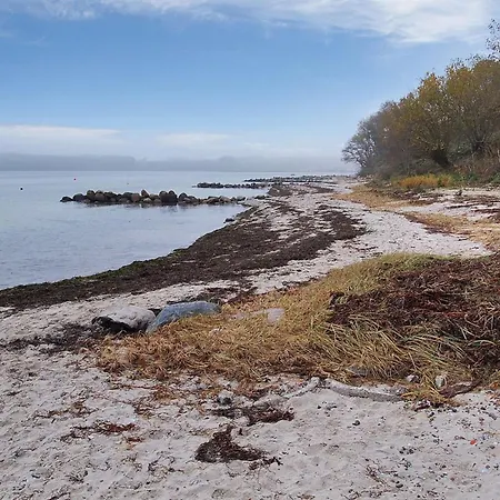 Majbritt - 50m From The Sea By Interhome