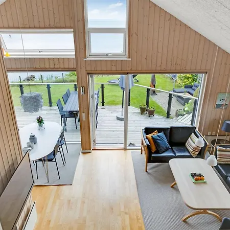 Majbritt - 50m From The Sea By Interhome Nyaraló *