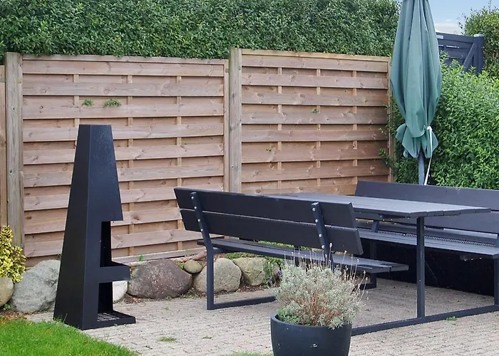 Majbritt - 50m From The Sea By Interhome